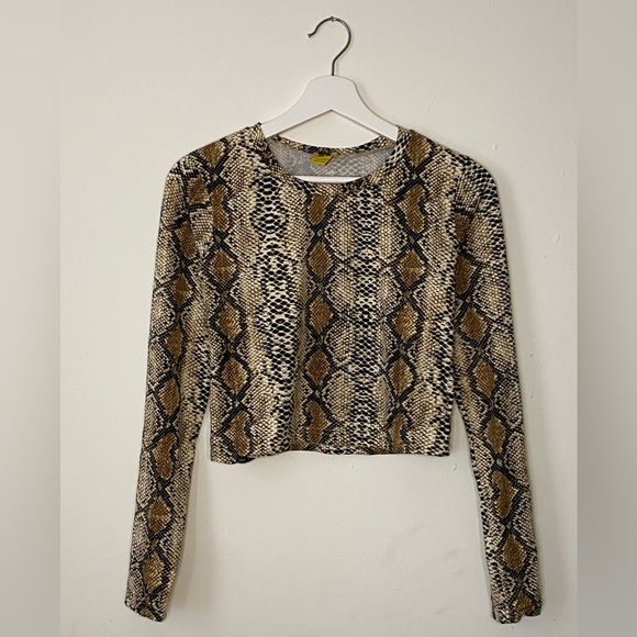 ‘Daisy’ Snake Skin Crop - Picture 1 of 2